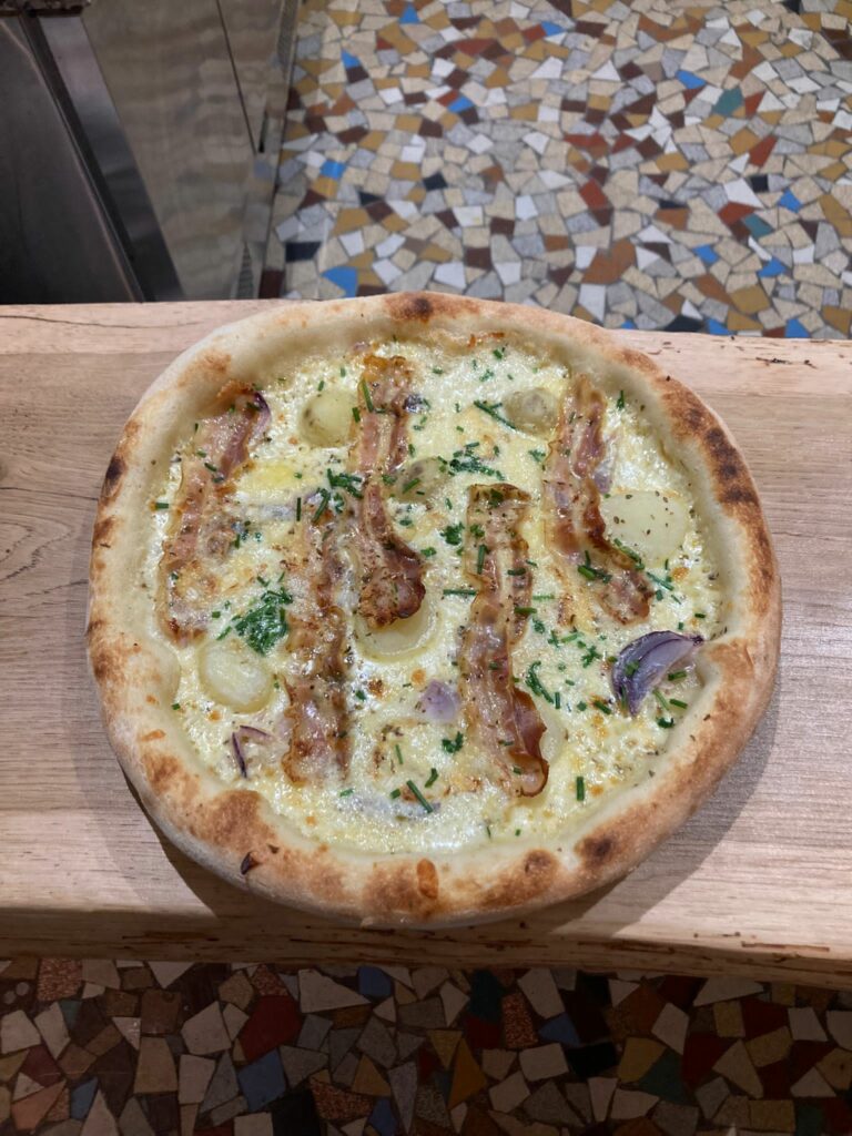 Piccolo pizza la savoyarde - Pizzeria maison Lyon 7